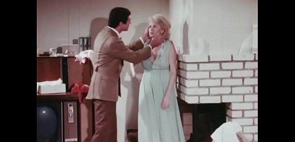  Marsha The Erotic Housewife (1970)
